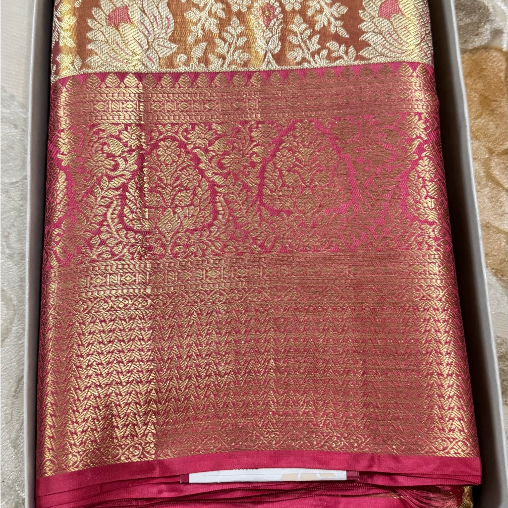 Stunning Pink/Peach And Gold Handwoven Kanjeevaram Silk And Pure Zari Saree